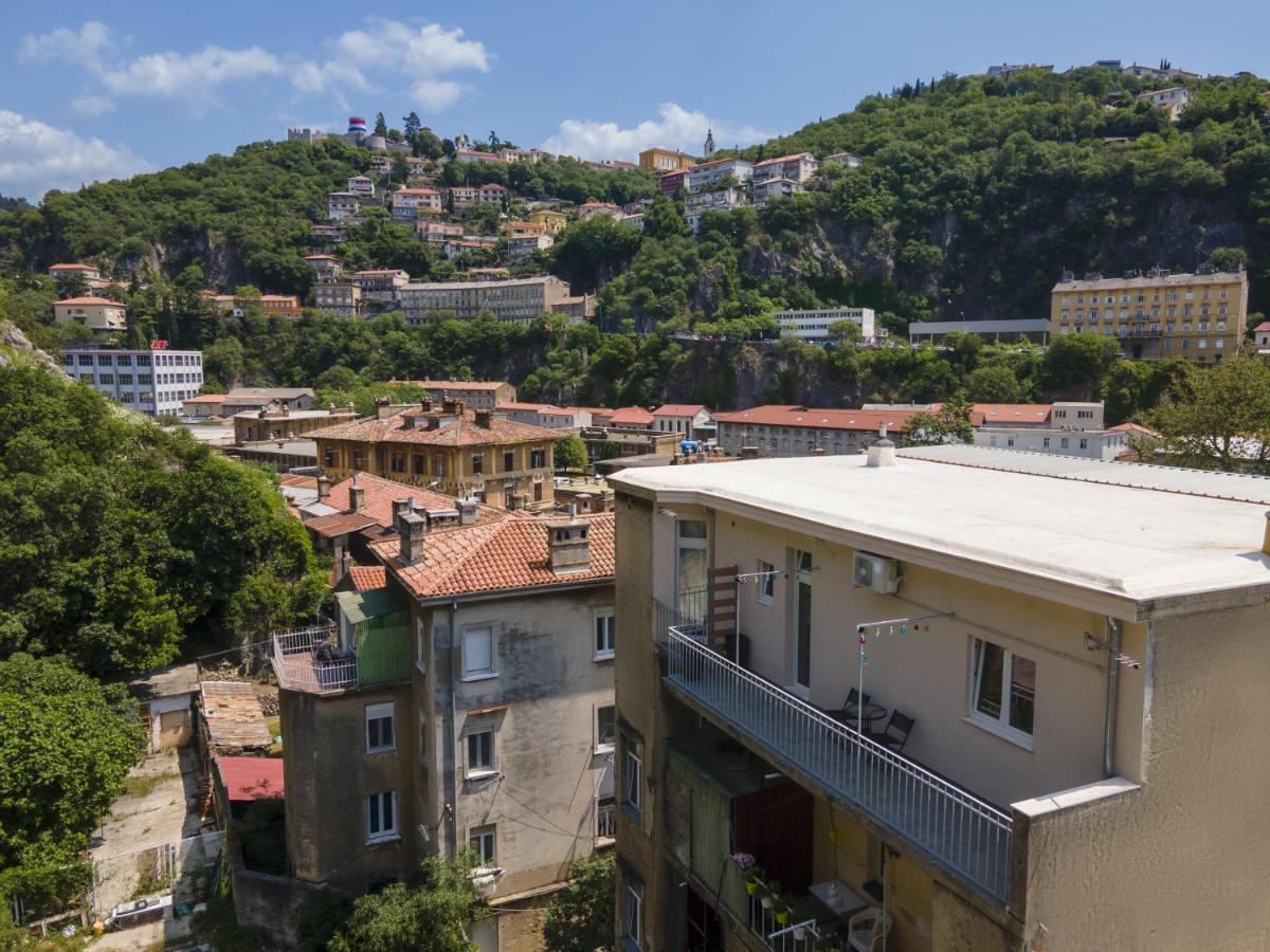 Stunning Apartment In Quiet Street Near Center With Free Parking 4 Floor Рийека Екстериор снимка