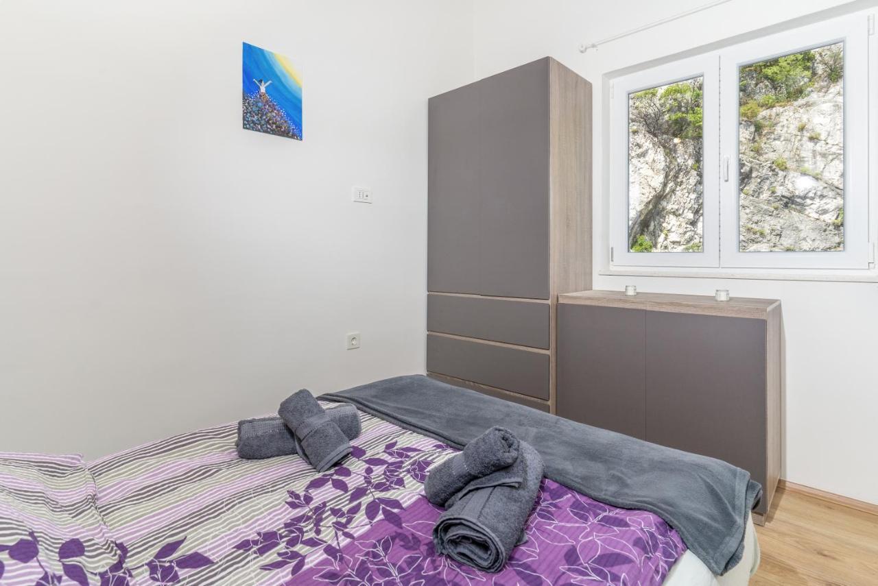 Stunning Apartment In Quiet Street Near Center With Free Parking 4 Floor Рийека Екстериор снимка